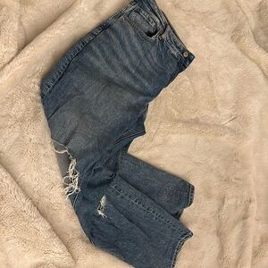 American Eagle Jeans with Ripped Knees!